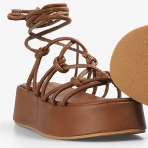 Scalpers Sandals
